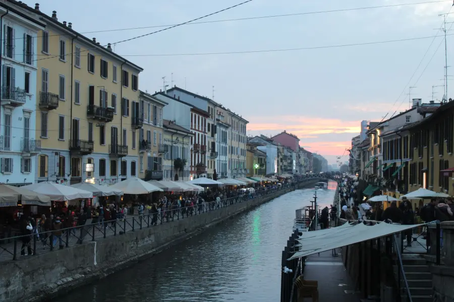 Zona Navigli Milano: cosa vedere e fare oltre l'aperitivo