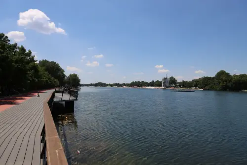 Idroscalo Milano: cosa fare tra sport e spiagge